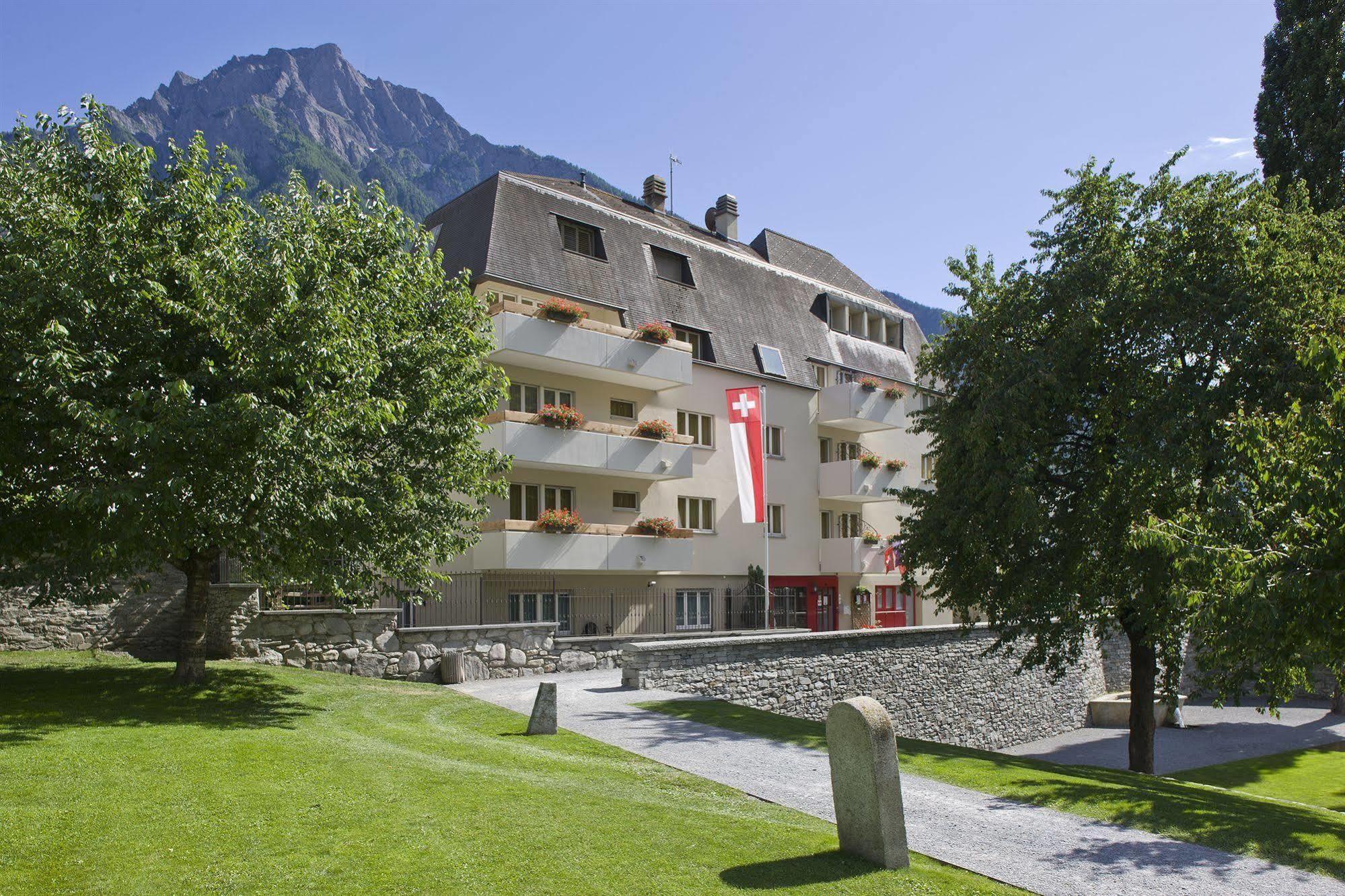 Schlosshotel - Self Check-In Hotel Brig Exterior photo